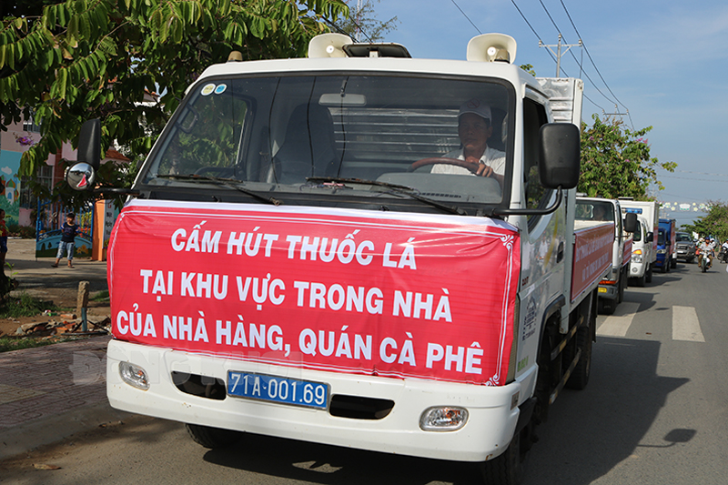 Tăng cường quản lý thuốc lá điện tử, thuốc lá nung nóng Truyền thông về phòng chống tác hại thuốc lá tại huyện Bình Đại.