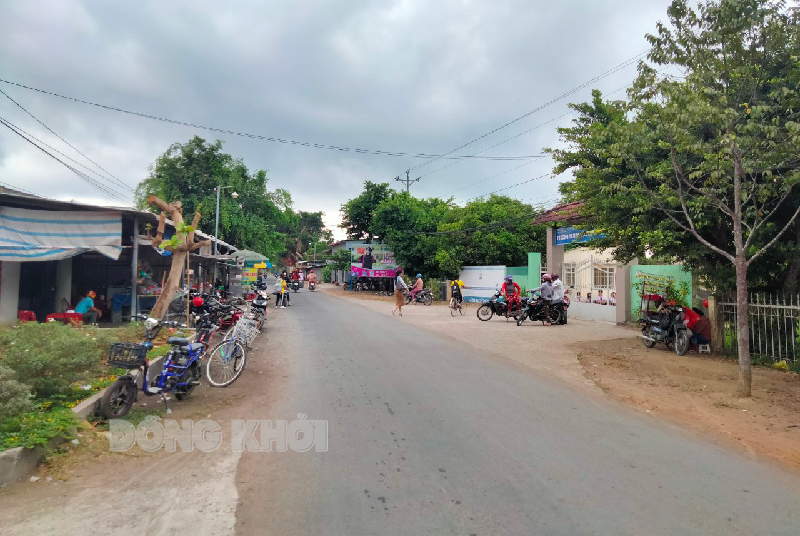 Xã Tân Thiềng nâng chất theo Bộ tiêu chí xã nông thôn mới giai đoạn 2021 - 2025 Đường vào Trung tâm xã Tân Thiềng.