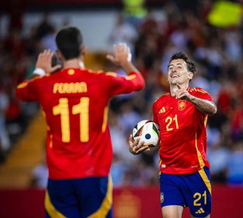Pháp thắng '3 sao' trước Luxembourg Oyarzabal tỏa sáng rực rỡ với một cú hattrick. Ảnh: Getty Images.