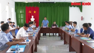 Ban Chỉ đạo 428 Khảo sát tình hình vận động nhân dân tham gia các dự án trọng điểm tại Chợ Lách