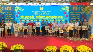 "Tết sum vầy - Xuân ơn Đảng”