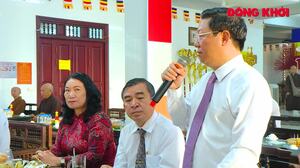Phó bí thư Thường trực Tỉnh uỷ Trần Thanh Lâm thăm và chúc mừng đại lễ Phật đản năm 2025