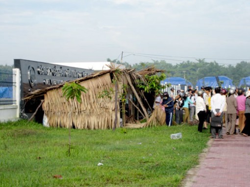 An Hiệp vận động tốt các hộ dân trong vùng Dự án khu công nghiệp