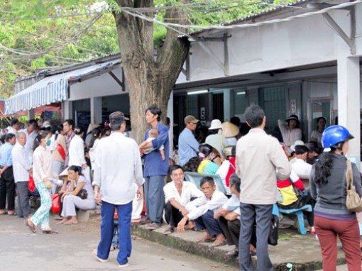 Cần sắp xếp lại nơi cấp phát thuốc cho bệnh nhân