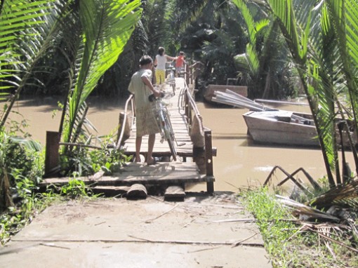 Cần sớm xây dựng cầu liên xã Thuận Điền - Phước Long