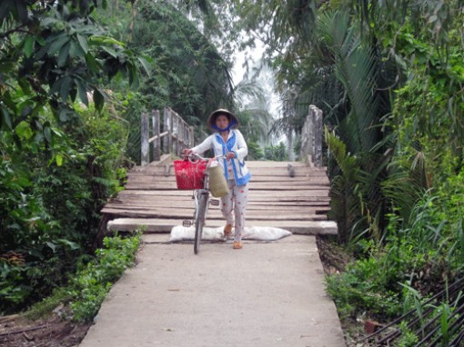 Minh Đức cần sớm sửa chữa 2 cầu bị hư hỏng nặng