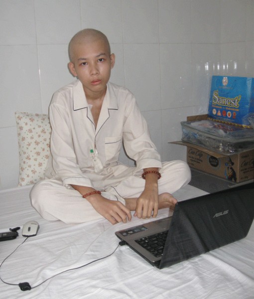 1 tỷ đồng giúp em Nguyễn Vĩnh Phú trị bệnh