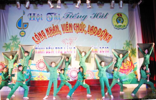 Nâng cao hiệu quả tuyên truyền pháp luật cho công nhân lao động trong các doanh nghiệp