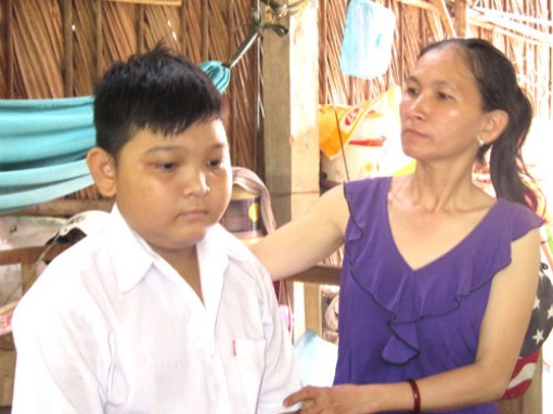 Cháu Phạm Thanh Hậu rất cần sự giúp đỡ