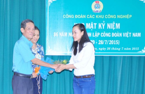 Tổ chức kỷ niệm 86 năm Ngày thành lập Công đoàn Việt Nam