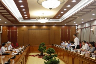 Bộ Chính trị làm việc với 21 Đảng bộ về chuẩn bị đại hội nhiệm kỳ 2015 - 2020