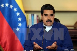 Mỹ trừng phạt 13 quan chức Venezuela nhằm gây khó Tổng thống Maduro
