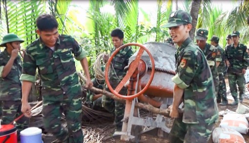 Tích cực rèn luyện, xung kích vì cộng đồng