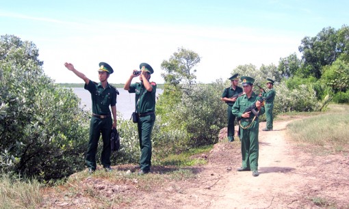 Về thăm chiến sĩ biên phòng Về thăm chiến sĩ biên phòng