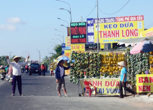 Rút kinh nghiệm công tác đảm bảo trật tự an toàn giao thông dịp Tết Nguyên đán 2018