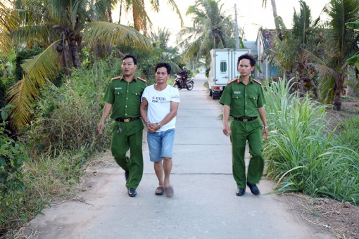 Ba Tri bắt giữ đối tượng cướp tài sản và hiếp dâm
