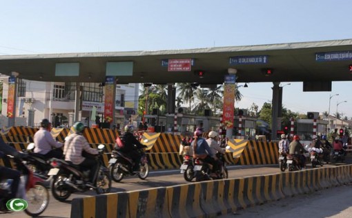 Người dân đón lễ 30-4, 1-5 an toàn