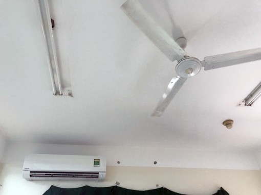 Cần tiết kiệm điện trong mùa nắng nóng