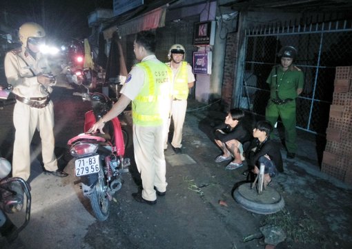 Bắt hai đối tượng tàng trữ ma túy