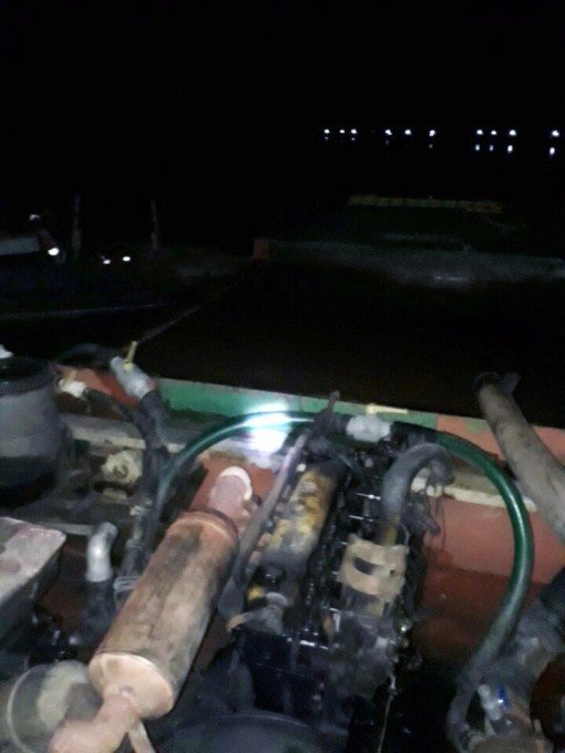 Bắt quả tang 2 tàu hút cát trái phép