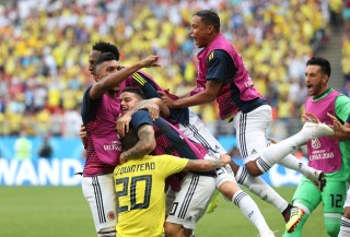 Nhật Bản bất ngờ quật ngã Colombia