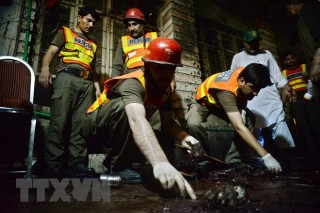 Đánh bom liều chết tại Pakistan, gần 70 người thương vong