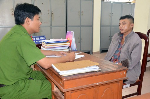 Bắt đối tượng cướp tài sản ở Mỏ Cày Bắc