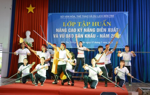 Nâng cao kỹ năng diễn xuất và vũ đạo sân khấu