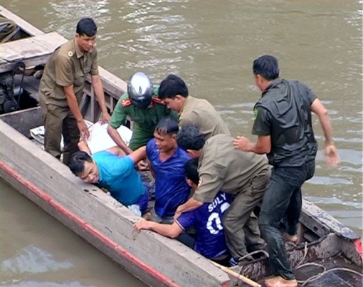 An Ngãi Tây diễn tập chiến đấu phòng thủ