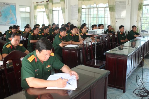 Tập huấn chuyên ngành tham mưu kỹ thuật, chuyên ngành quân khí và xe máy