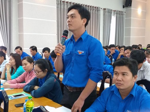 Tuyên truyền, đối thoại chính sách BHXH, BHYT cho đoàn viên, thanh niên