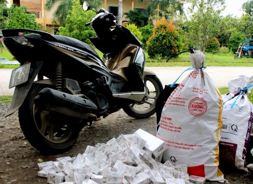 Phát hiện cơ sở kinh doanh hàng nhập khẩu vi phạm về nhãn hiệu hàng hóa