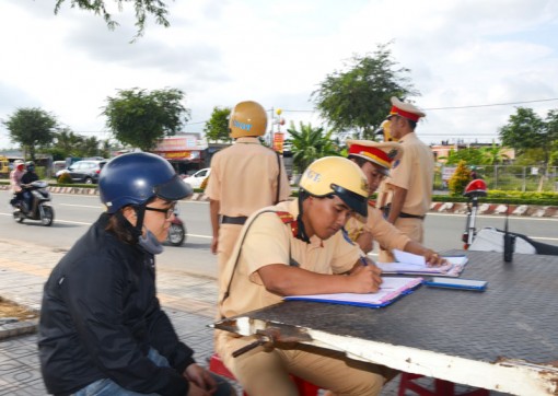 Phóng nhanh, vượt ẩu tiềm ẩn nguy cơ xảy ra tai nạn