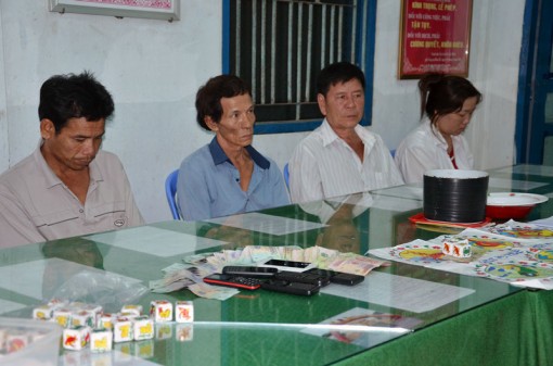 Công an huyện Châu Thành triệt xóa tụ điểm đánh bạc