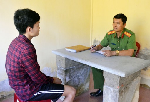 Một điều tra viên hết lòng với công việc