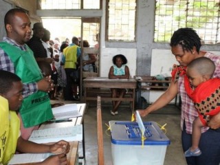 Cameroon: Các ứng cử viên đối lập yêu cầu hủy bỏ cuộc bầu cử