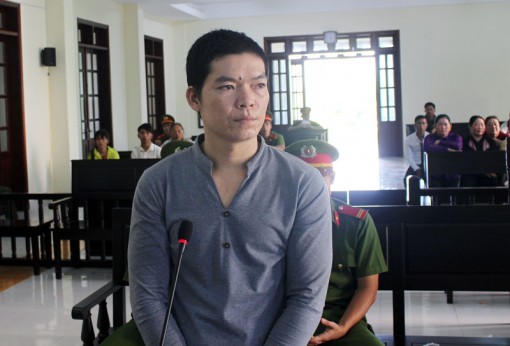 Cự cãi nhỏ đâm chết người, bị phạt 15 năm tù