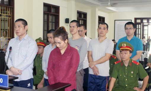 Xét xử vụ trộm tiền thẻ ATM do tội phạm xuyên quốc gia thực hiện
