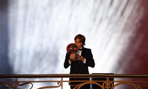 Modric giành Quả Bóng Vàng 2018