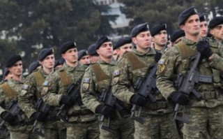 Serbia giận dữ phản ứng trước việc Kosovo thành lập quân đội