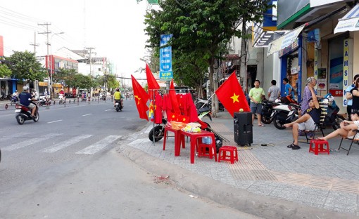 Trước giờ trái bóng lăn