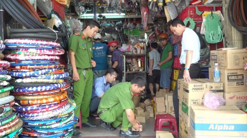 Phát hiện nhiều phụ tùng xe gắn máy có dấu hiệu giả mạo nhãn hiệu