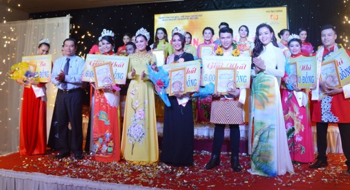 Chung kết Hội thi Duyên dáng áo dài mở rộng TP. Bến Tre