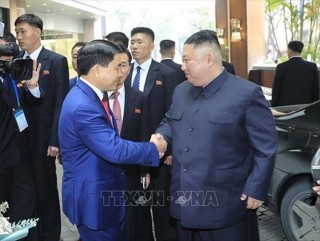 Chủ tịch TP. Hà Nội đón Chủ tịch Triều Tiên Kim Jong-un ở khách sạn
