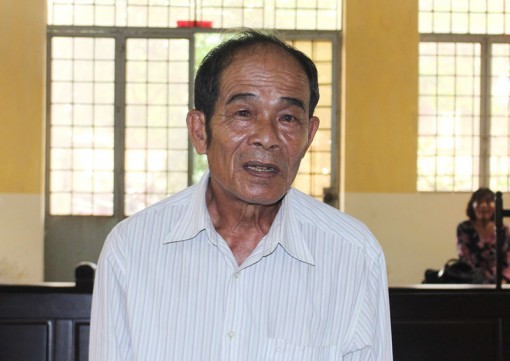 Hiếp dâm người tâm thần bị phạt 6 năm tù, bồi thường  432 triệu đồng