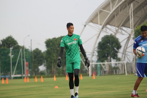 HLV Park Hang Seo tiếp tục thử nghiệm các gương mặt trẻ