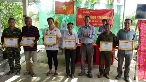 Phú Sơn tổ chức Ngày hội toàn dân bảo vệ an ninh Tổ quốc Phú Sơn tổ chức Ngày hội toàn dân bảo vệ an ninh Tổ quốc