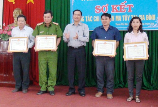 TP. Bến Tre quyết tâm thực hiện “Không để phát sinh thêm người nghiện ma túy và nạn trộm cắp trên địa bàn”