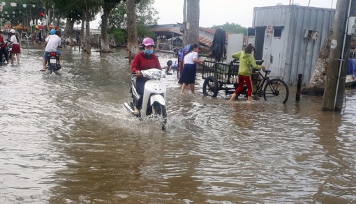 Cần đảm bảo an toàn giao thông mùa mưa, bão