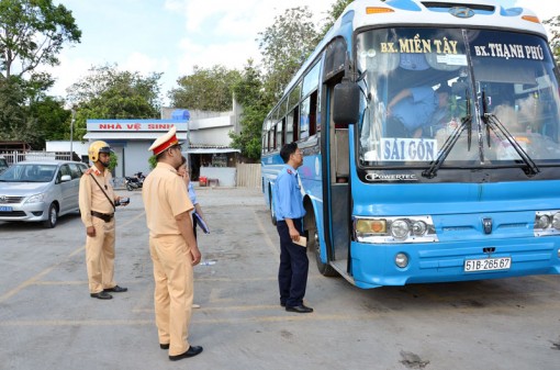 Nỗ lực kéo giảm tai nạn giao thông trong những tháng cuối năm